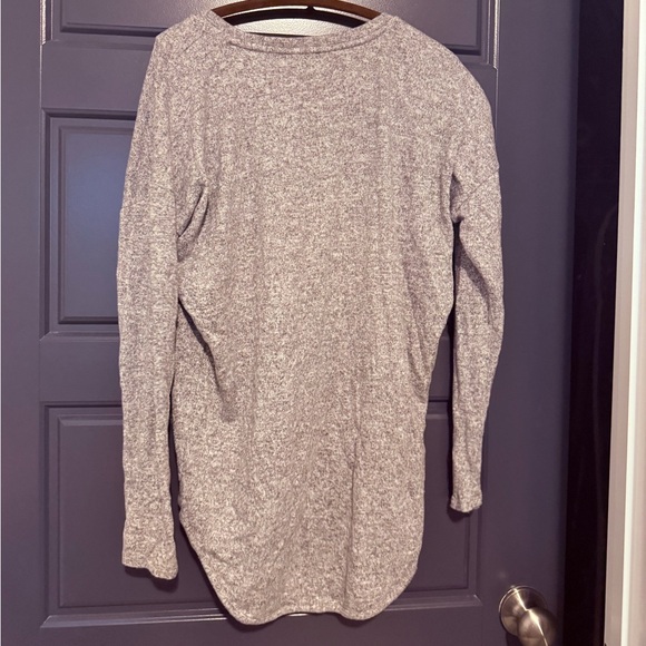 Express Sweater - Picture 2 of 2